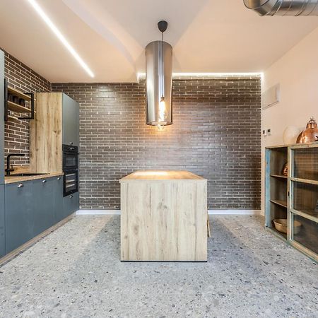 Apartamento Exclusivo Totalmente Reformado Alquiler Temporal Madrid Exterior photo